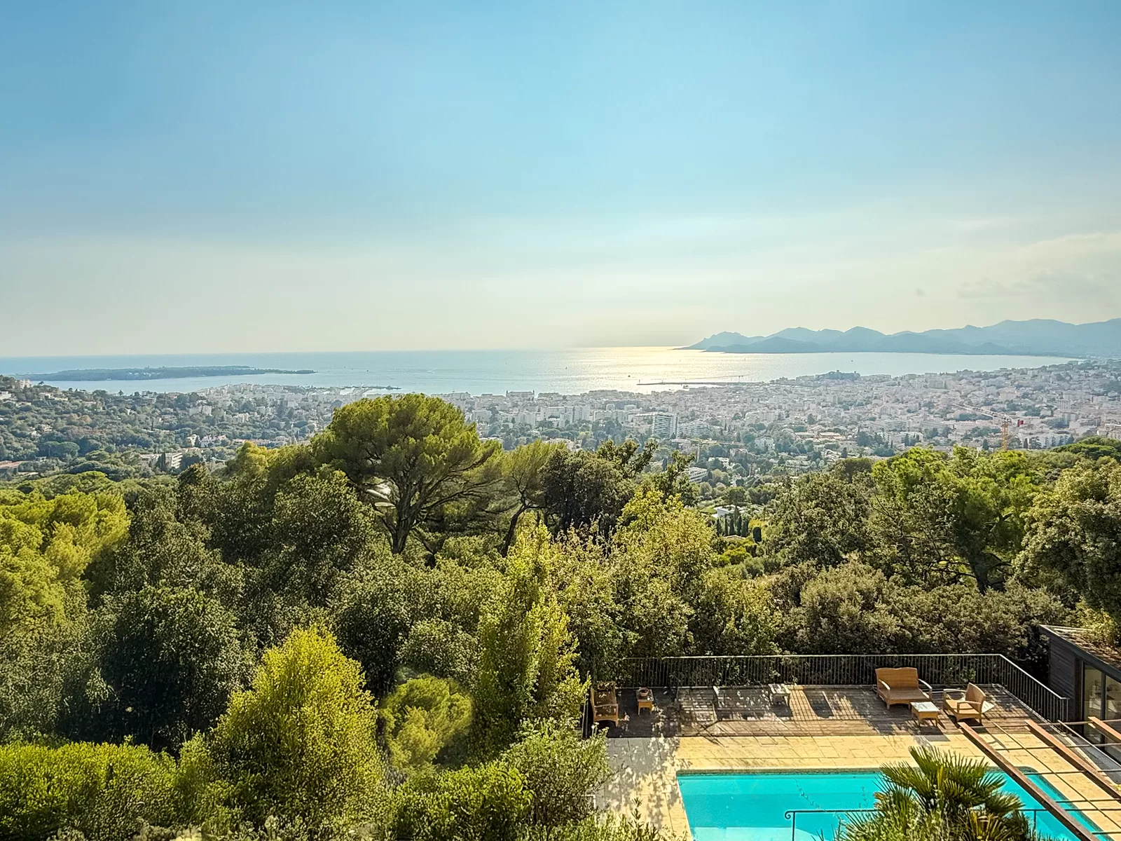 Villa – Cannes Californie – realisiertes Projekt von Azur360 in Cannes Californie